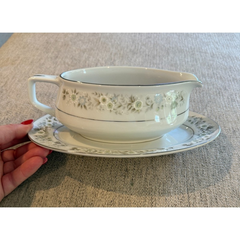 Imperial China Wild Flower Gravy Boat & Under Plate #745‎ W Dalton